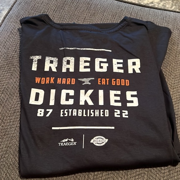 Traeger x Dickies  tshirt - Picture 6 of 6